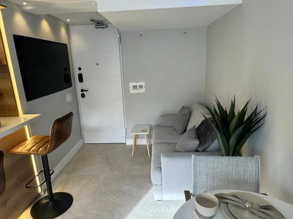 Luxury Apartment Jacuzzi Air Conditioning Fireplace And King Bed Μεντεγίν 0*,