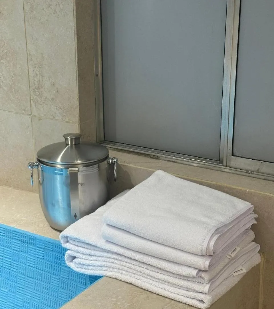 Luxury Apartment Jacuzzi Air Conditioning Fireplace And King Bed Μεντεγίν 0*,  Κολομβία